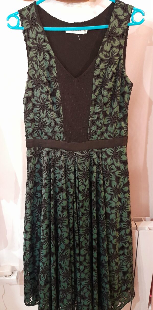 Robe verte et noire  NAF NAF taille 38 – Image 6