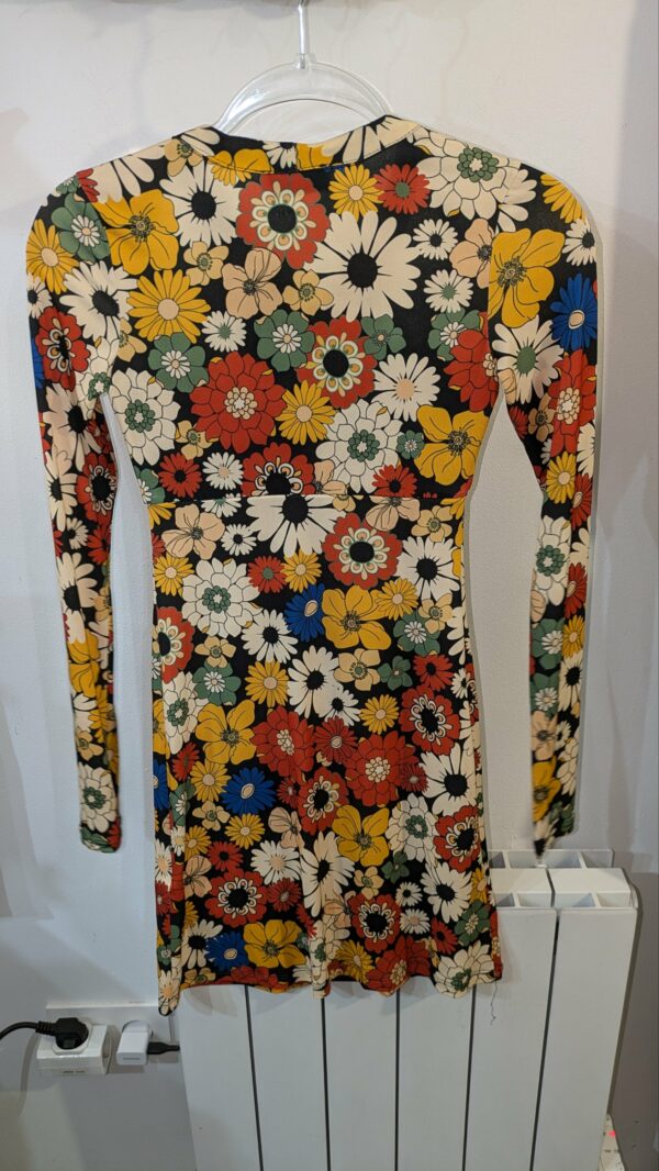 Robe colorée BERSHKA taille 34 – Image 6