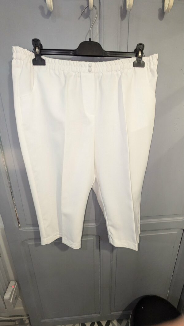 pantacourt blanc CHARMANCE taille 48