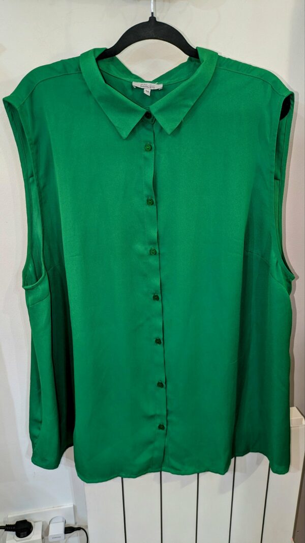 Blouse verte MODAVISTA taille 54