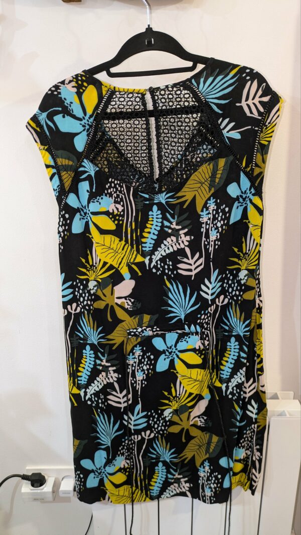 Robe d' été CAPTAIN TORTUE taille 36 – Image 3