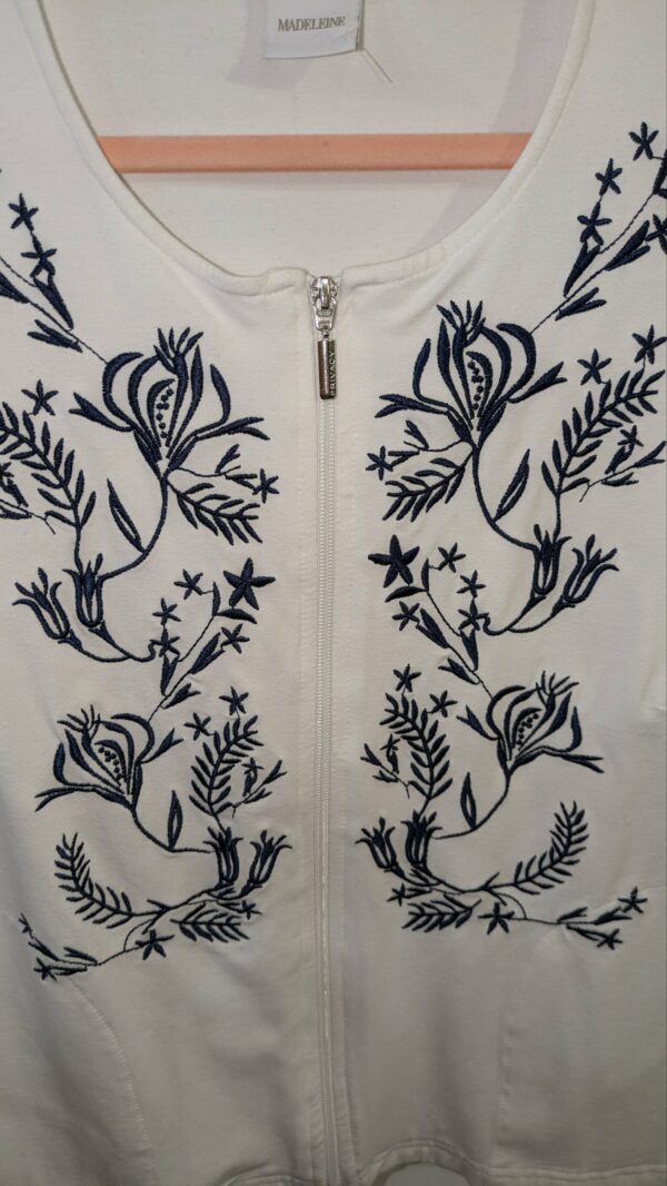 veste blanche et marine MADELEINE taille 42 – Image 6