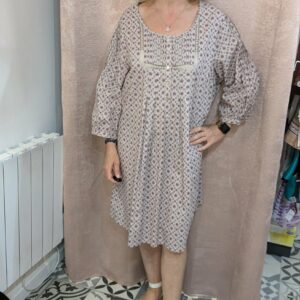 robe parme TAILLISSIME taille 54