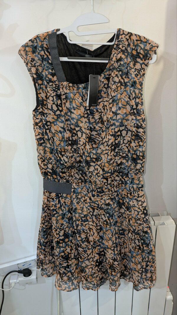 robe neuve TREND taille 36 – Image 4