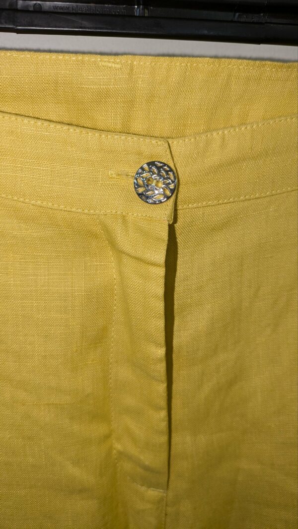 pantacourt en lin jaune MALOKA taille 44/46 – Image 6