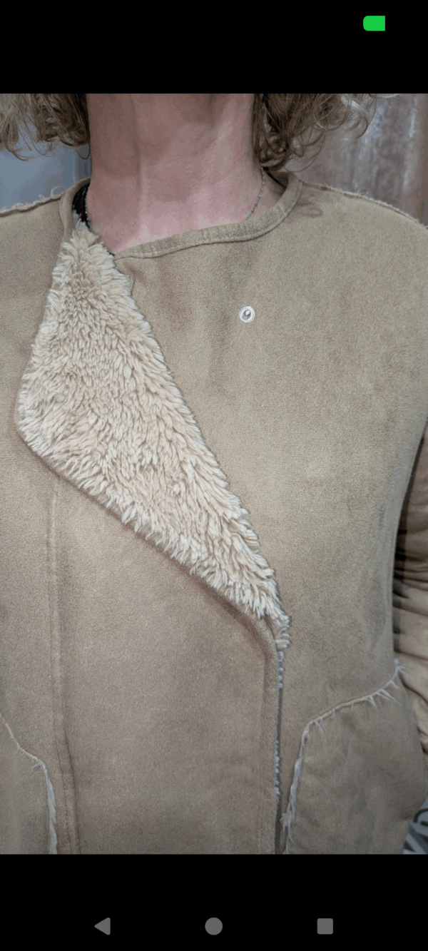 veste fausse fourrure PULL & BEAR taille M – Image 11