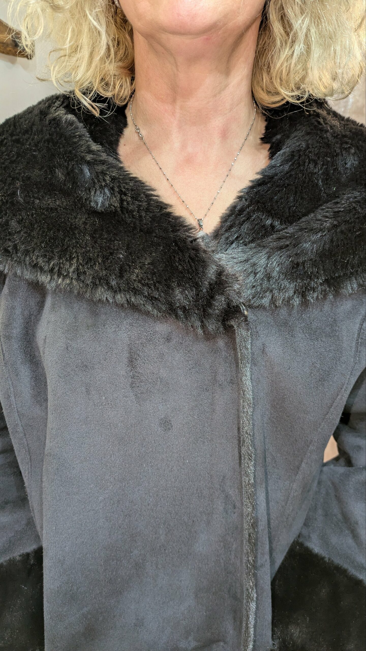 manteau fausse fourrure taille 44 JACQUELINE RIU – Image 4