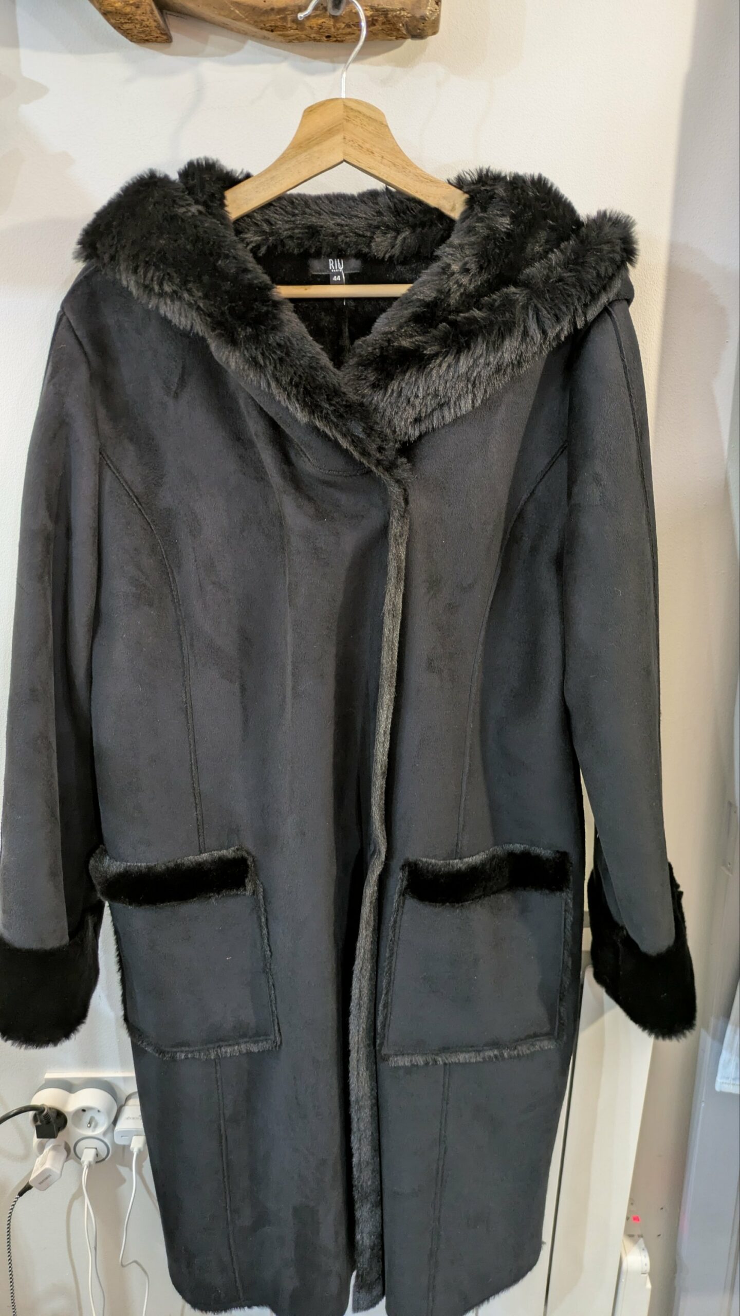 manteau fausse fourrure taille 44 JACQUELINE RIU