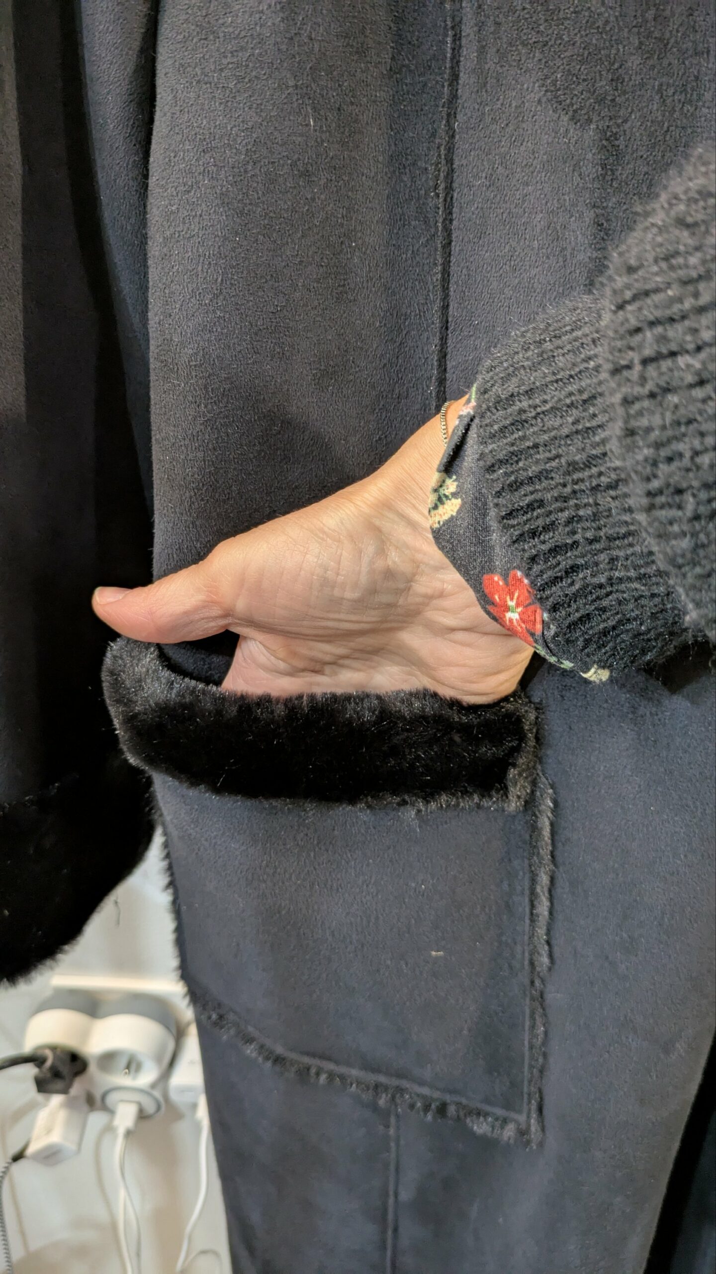manteau fausse fourrure taille 44 JACQUELINE RIU – Image 3