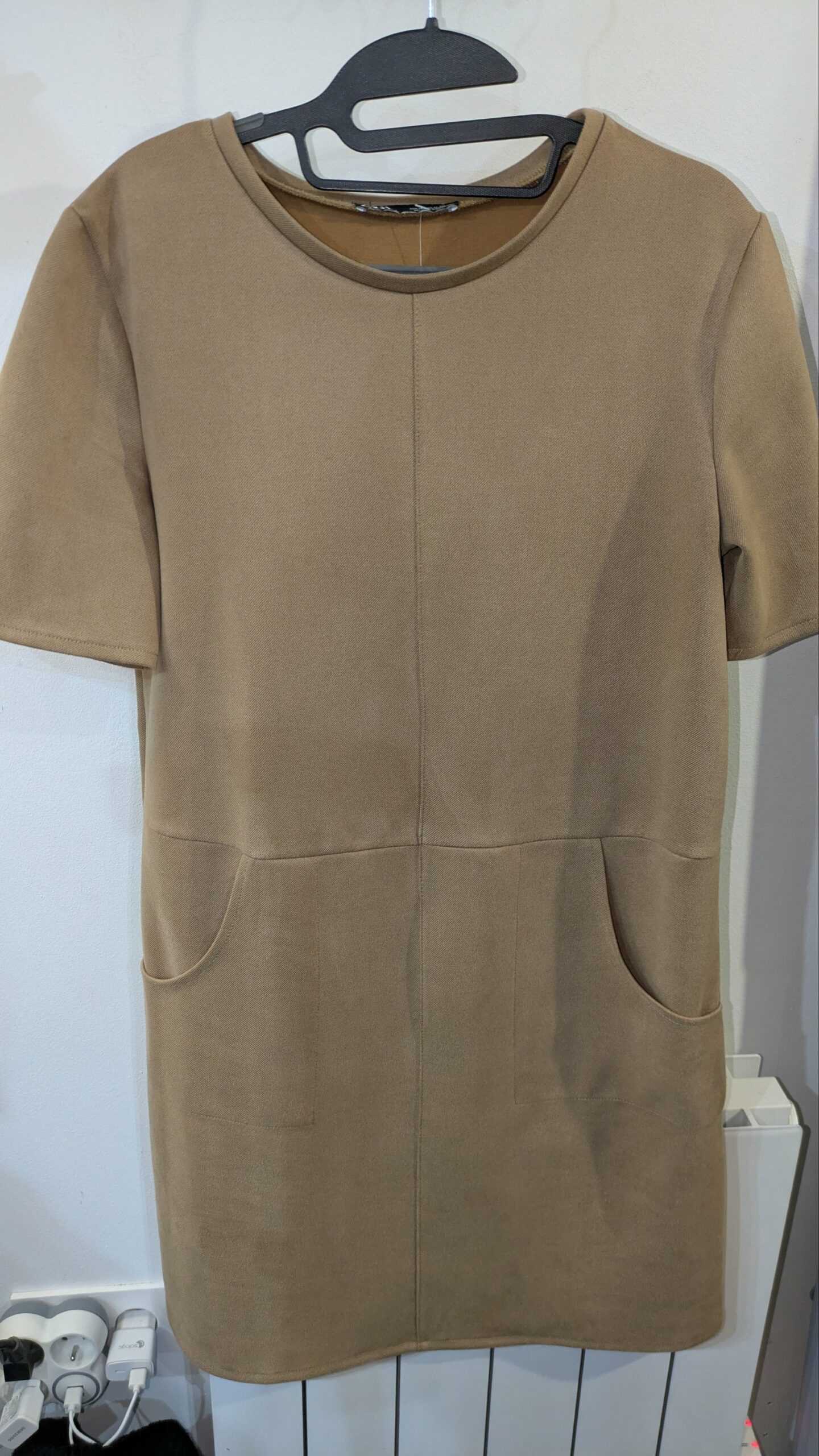 robe beige en suédine ZARA taille M – Image 4