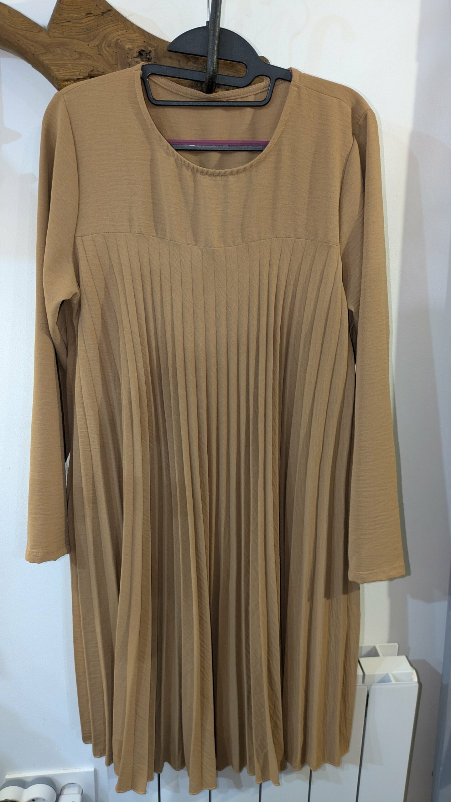 robe marron plissée taille L