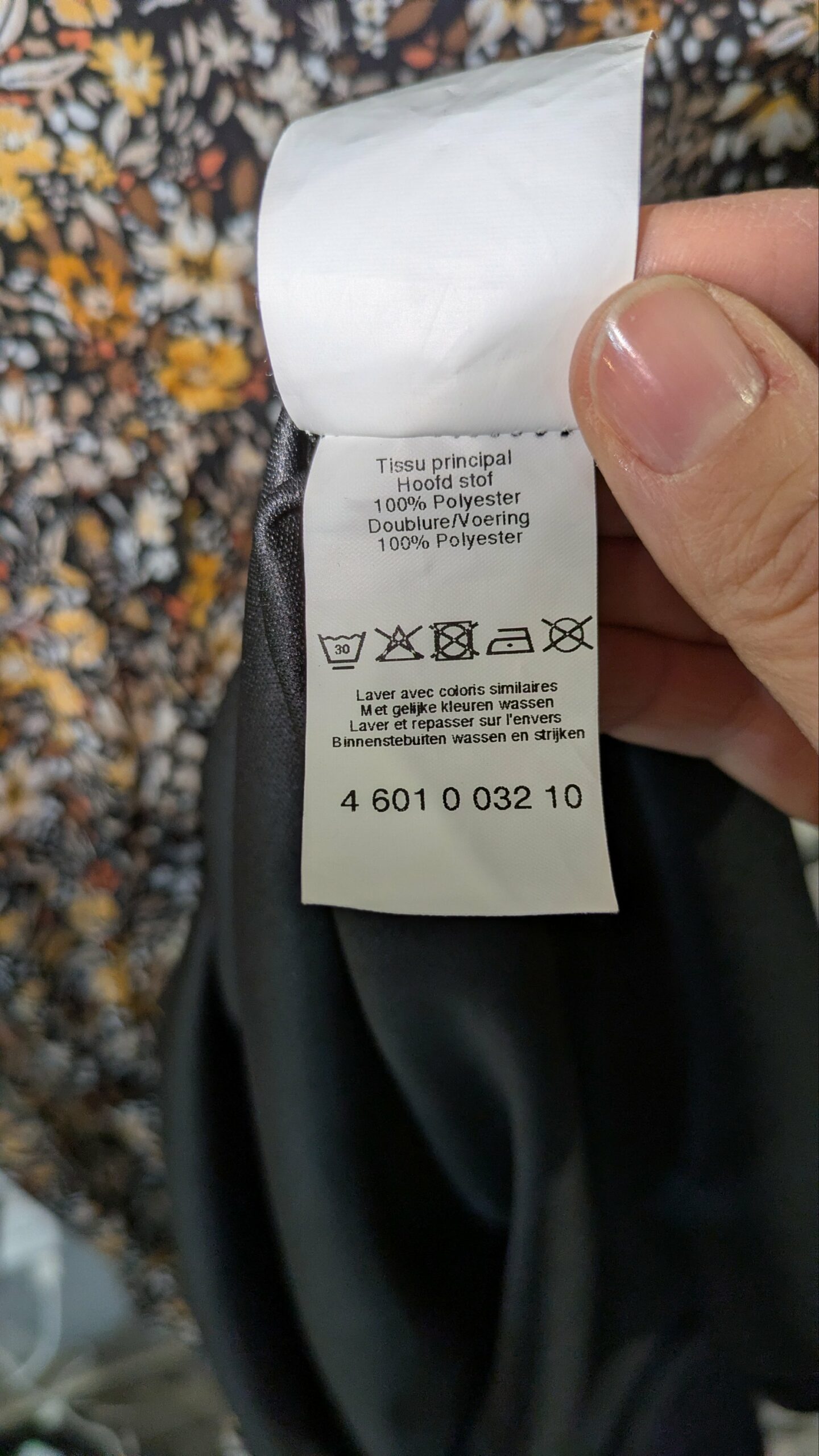 robe noire fleurie ARMAND THIERY taille 38 – Image 3