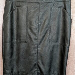 jupe noire Damart taille 42