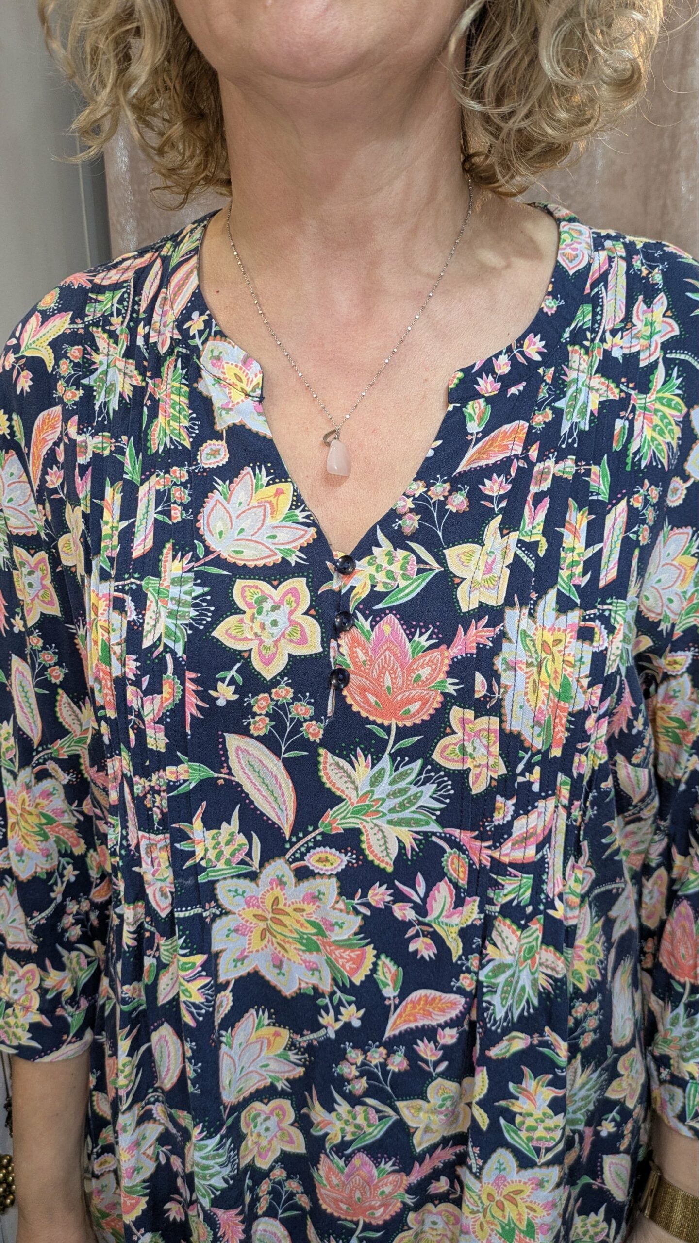 Blouse Damart – Imprimé Floral Coloré – Taille 46 – Image 8