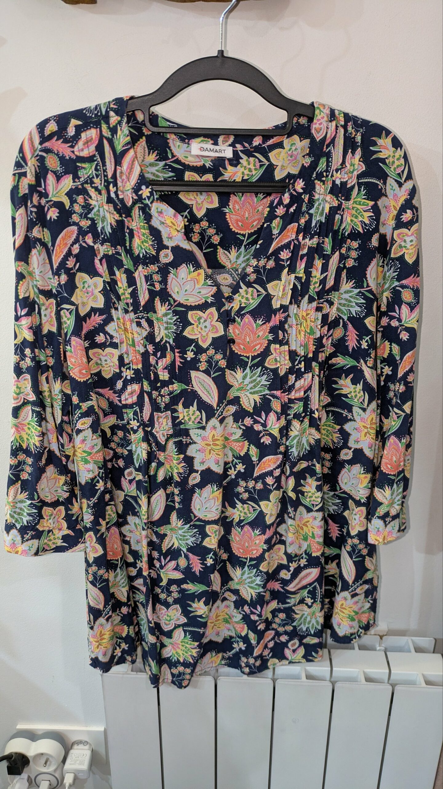 Blouse Damart – Imprimé Floral Coloré – Taille 46 – Image 4