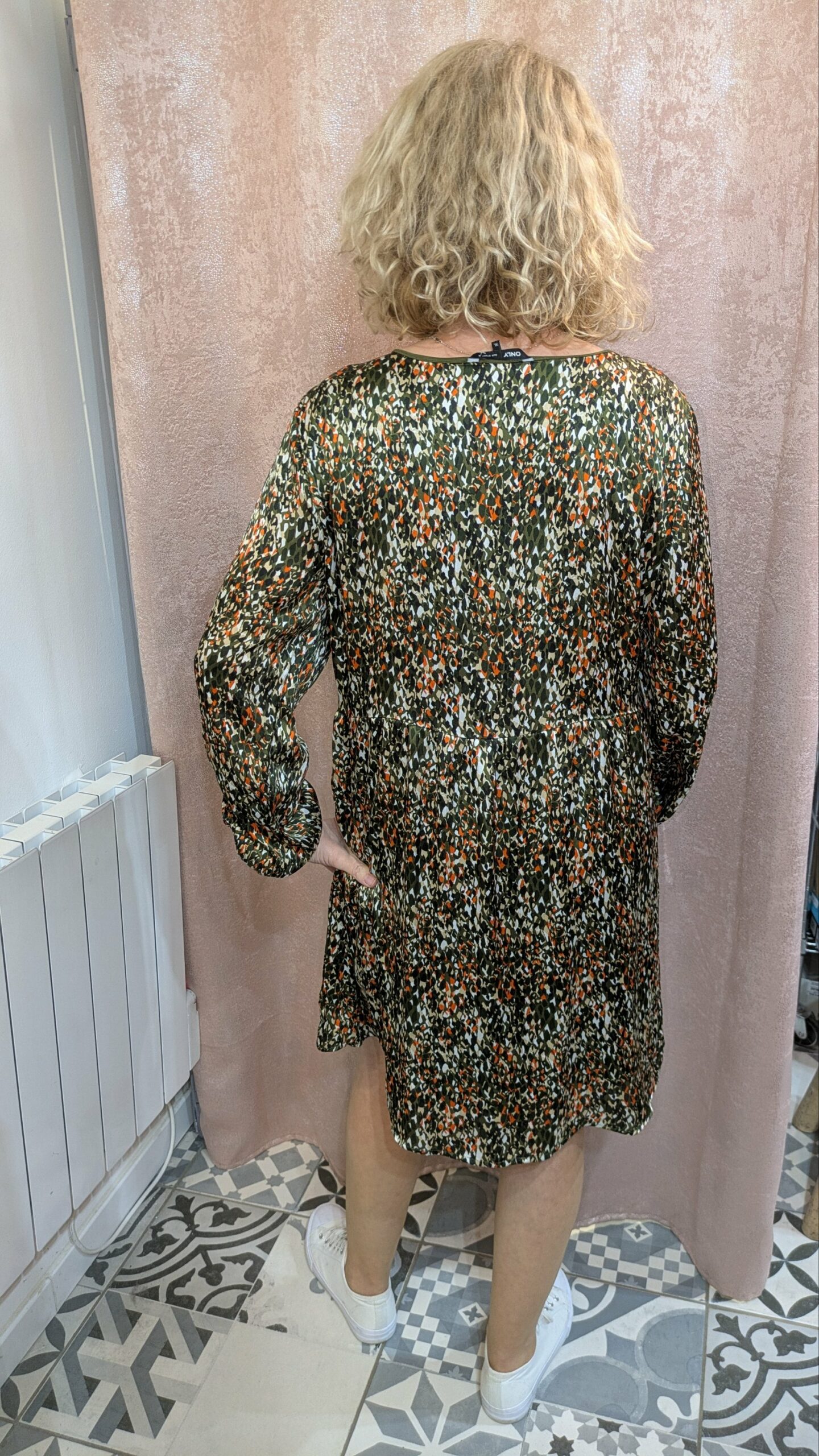 robe imprimé camouflage ONLY taille 44 – Image 6