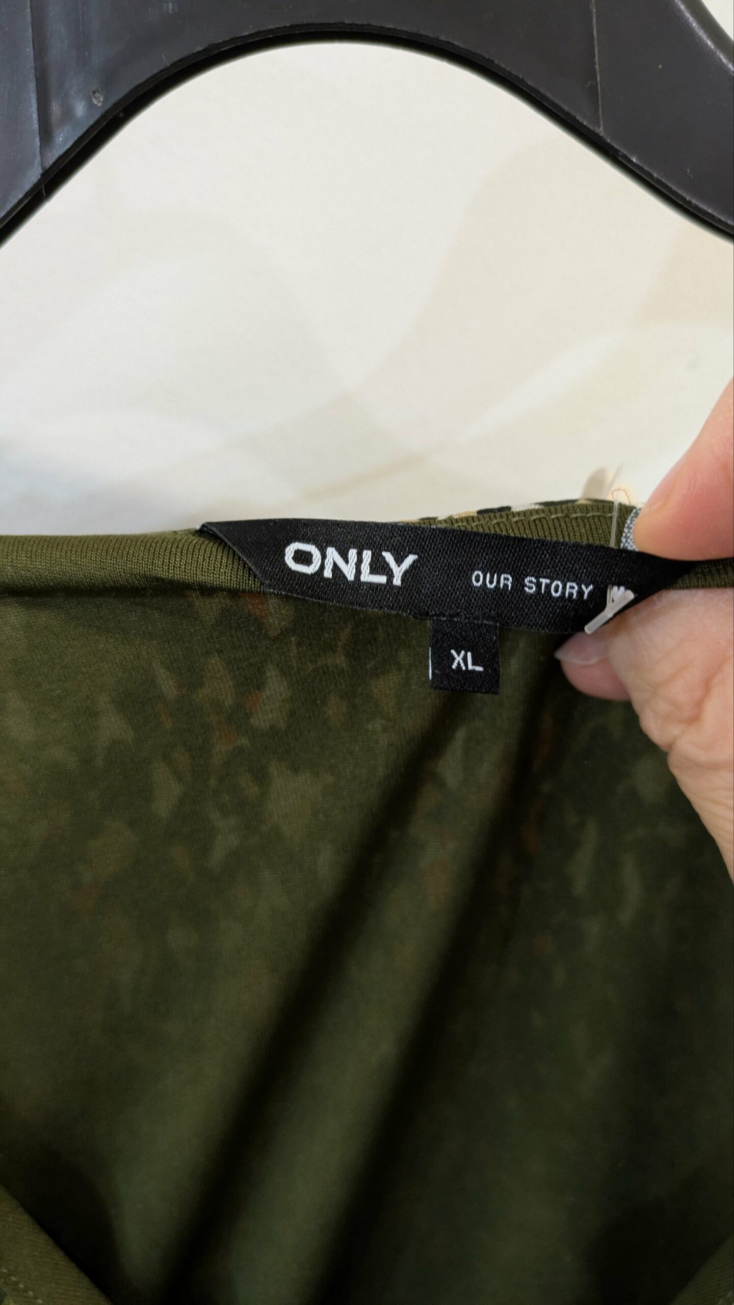 robe imprimé camouflage ONLY taille 44 – Image 2