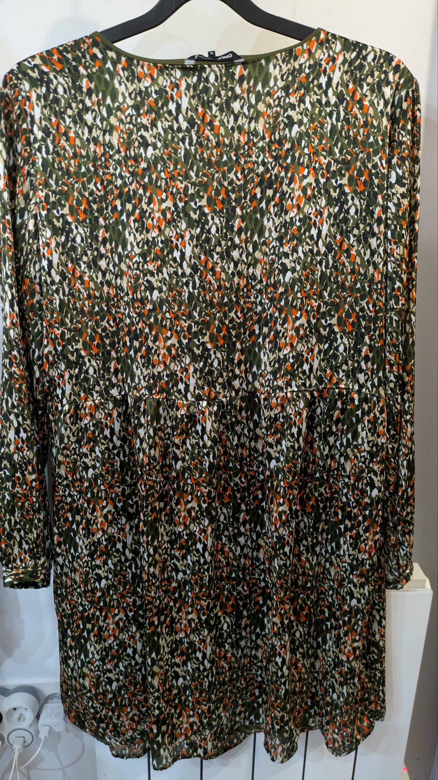 robe imprimé camouflage ONLY taille 44 – Image 8