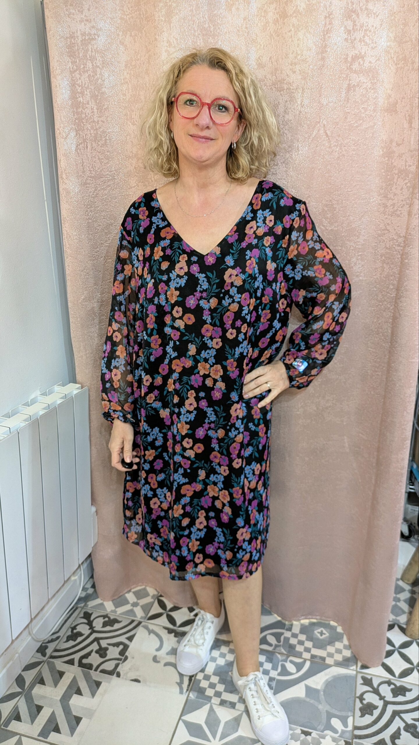 robe noire fleurie BLANCHE PORTE taille 52