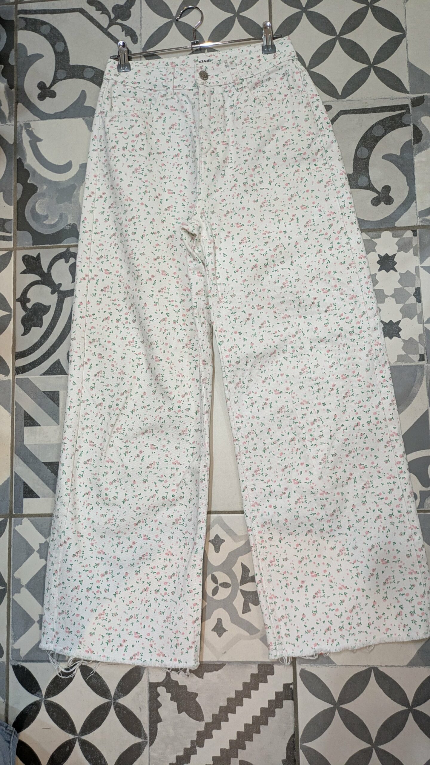 jean fleuri KIABI taille 34 – Image 5