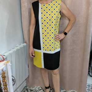 Robe Hippocampe – Motif géométrique jaune et noir taille 44
