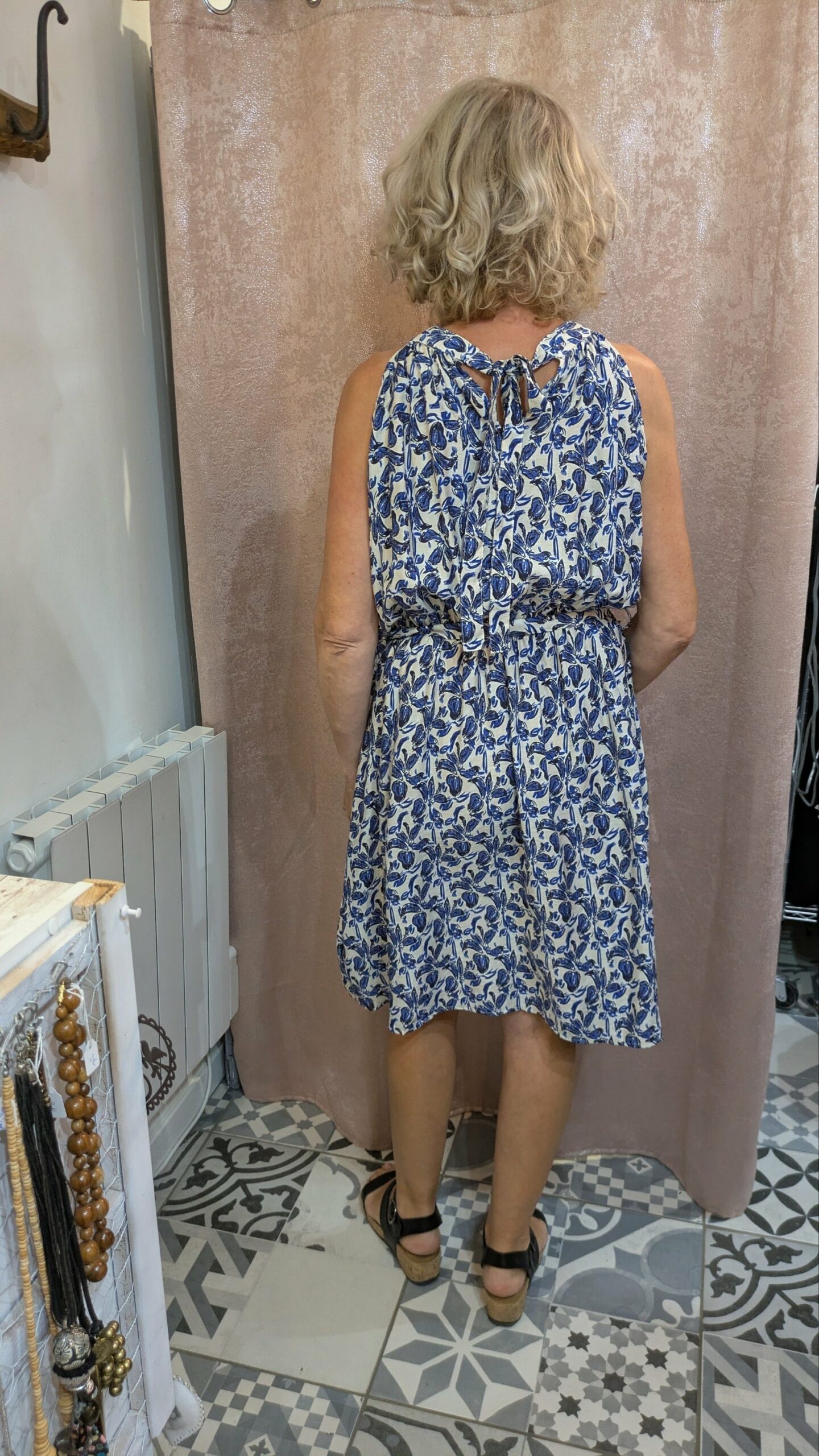 robe bleue et blanche C FLO taille 42/44 – Image 7