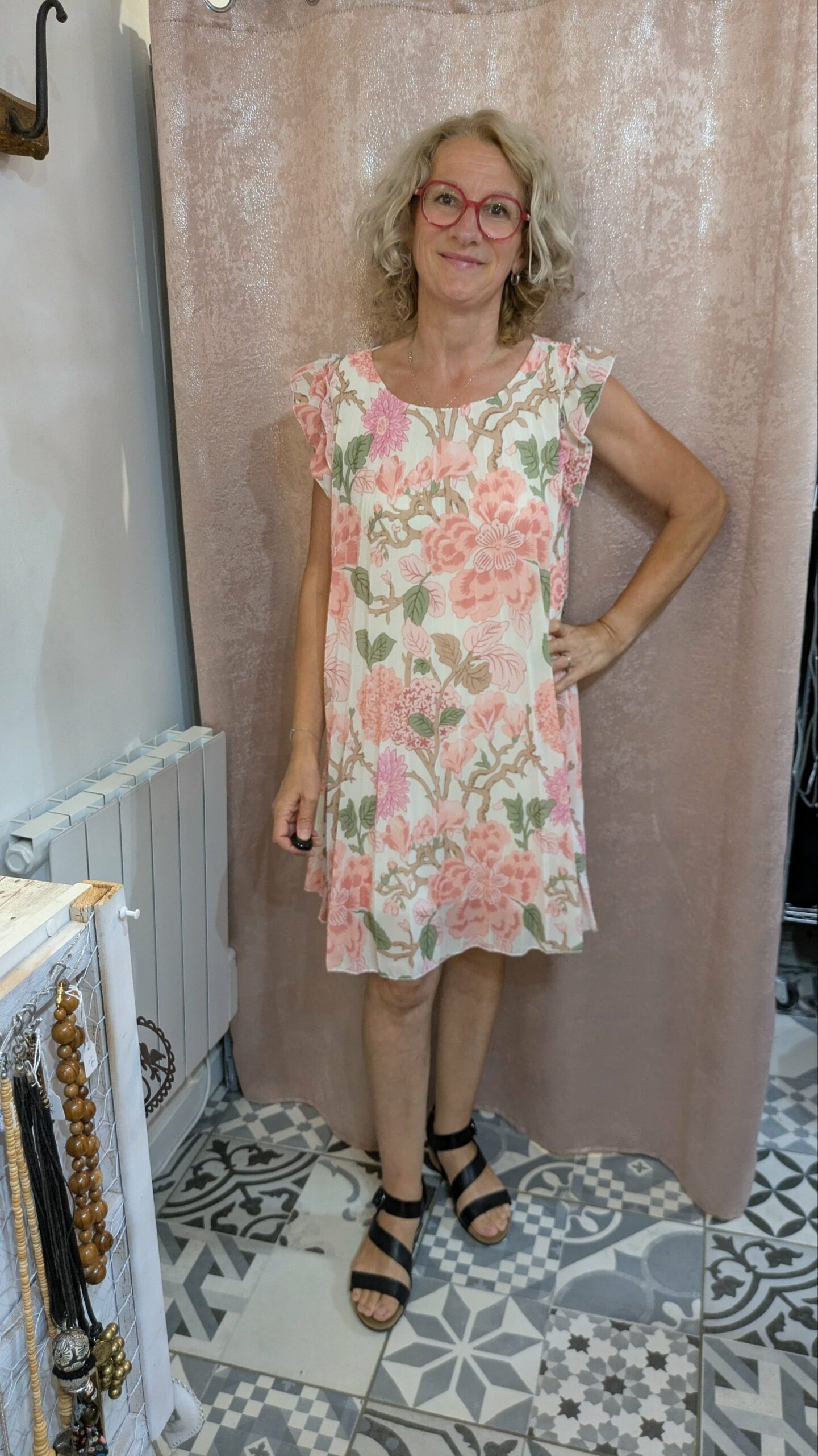 robe fleurie plissée ITALIAN STYLE taille 42/44