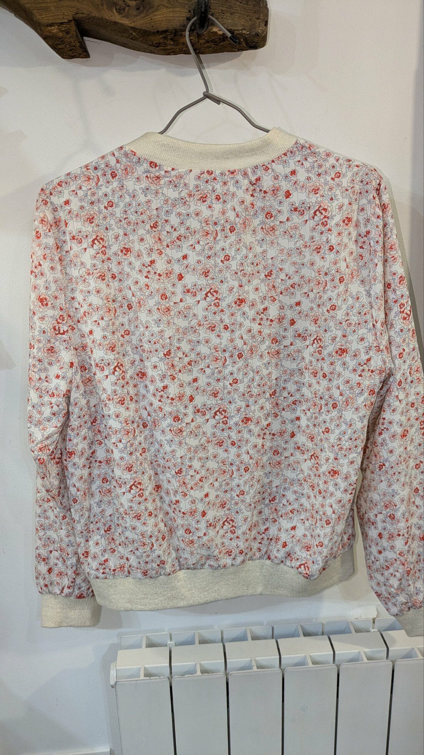 blouson fleuri MÈRE ET FILLE taille M – Image 3
