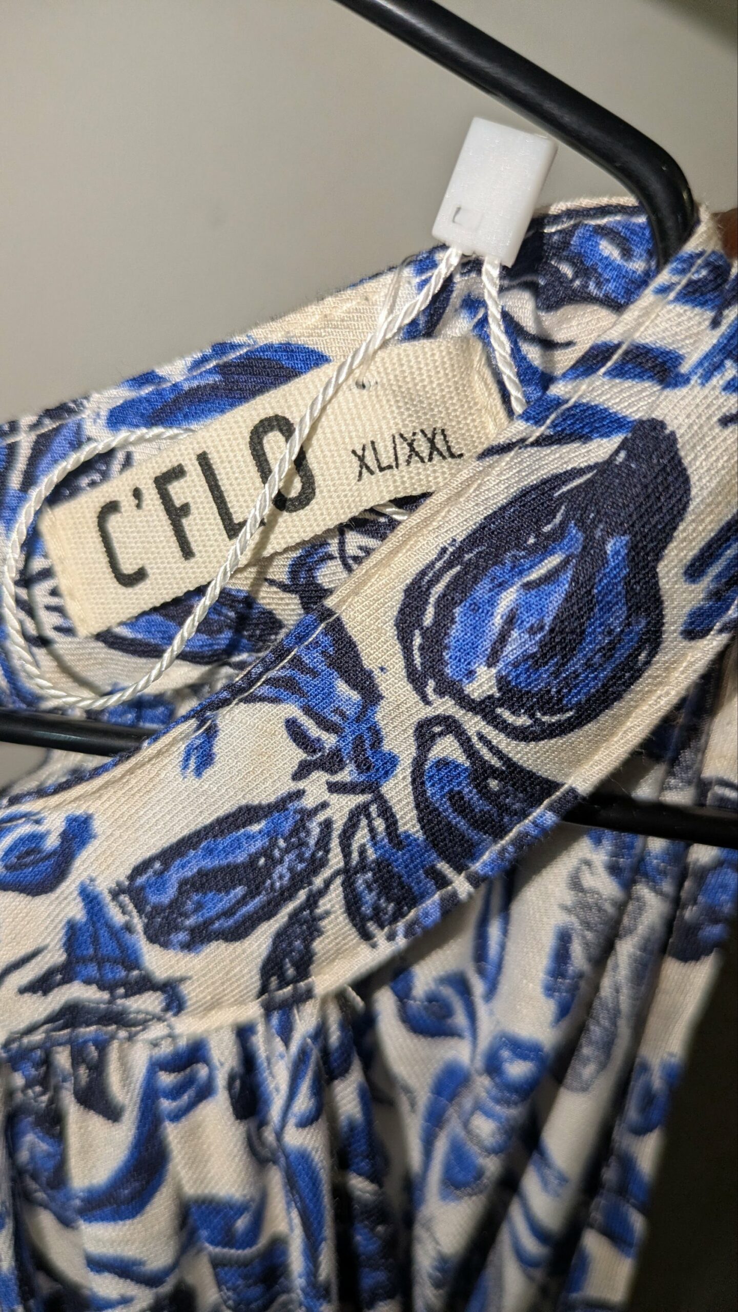 robe bleue et blanche C FLO taille 42/44 – Image 2